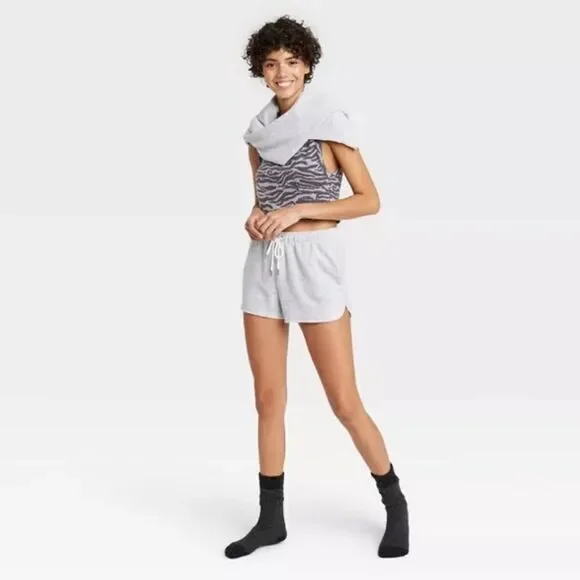 New 2-Piece Fleece Loungewear Pajama Set XS - Picture 7 of 9